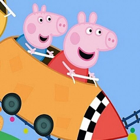 Peppa and George are having fun on the roller coaster 🐽 Peppa And George, Pepper Pig, Iphone Wallpaper Vsco, Pepa Pig, Lou Lou, Jojo Siwa, Friend Goals, I Love You Forever, Cartoon Icons