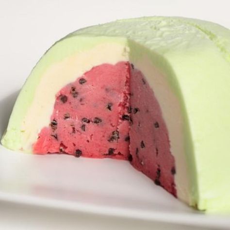 Competition Desserts, Ice Cream Bombe Recipe, Baking Competition, Watermelon Dessert, Watermelon Ice Cream, Watermelon Day, Lime Sherbet, Fruit Sorbet, Bombe Recipe