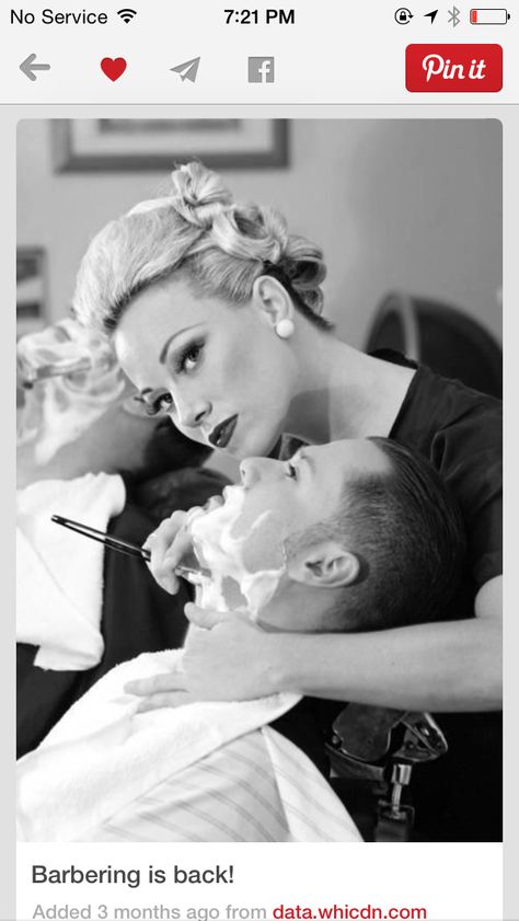 Vintage picture of a woman performing a straight razor shave .. HOT! Vintage Hairdresser, Vintage Barber, Its A Mans World, Close Shave, Wet Shaving, Straight Razor, Mens Cuts, Hair Growth Tips, Rockabilly Fashion