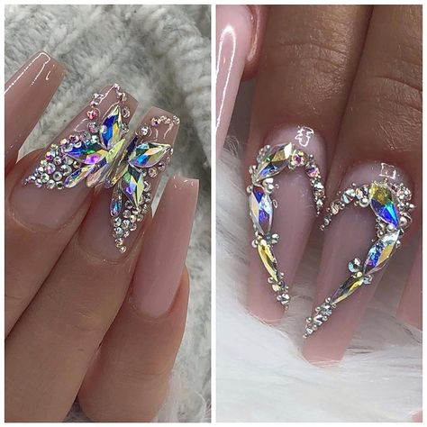 Melissa Tosun & Neri Colak on Instagram: “Butterfly🦋or Heart💗 What is your Favourite??💅🏽💕#swarovskinails  @mn_nailhouse_melissatosun 🦋💗 #nails#butterfly#heart#lovenails#nailinspo…” Butterfly Diamond Nails, Nails With Butterflies And Rhinestones, Rhinestones Placement, Butterfly Gem Nails, Rhinestone Placement On Nails, Blinged Nails, Nail Designs With Gems, Blinged Out Nails, Butterfly Nail Charm Designs