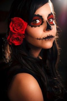 caritas pintadas de catrina para niñas Halloween Makeup For Kids, Maquillage Halloween Simple, Halloween Makeup Sugar Skull, Halloweenský Makeup, Halloween Make-up Looks, Dead Makeup, Cute Halloween Makeup, Halloween Makeup Diy, Halloween Coustumes