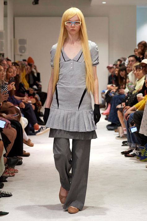 Ashley Williams Spring 2025 Ready-to-Wear Collection at London Fashion Week Miley Cyrus Taylor Swift, Office Creative, Ashley Williams, Never Grow Up, Miley Cyrus, Britney Spears, London Fashion Week, London Fashion, Fashion News