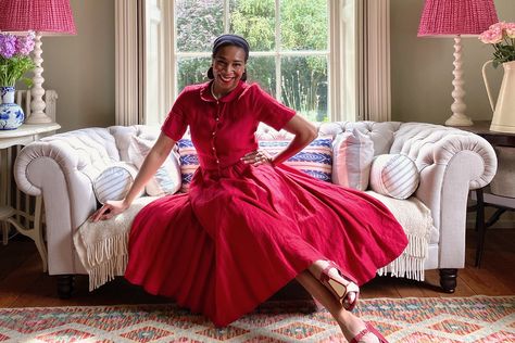 Hill House Vintage, Paula Sutton, Classic Linen Dress, Black Southern Belle, Country Style Living, Group Shoot, Liberty Print Fabric, Insta Post Ideas, Victoria Magazine