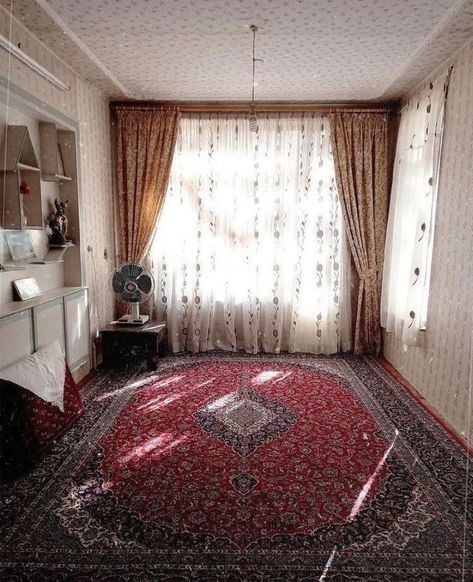 Persian Decor, Dekorasi Kamar Tidur, Feb 13, House Interior Decor, House Inspo, Dream Home Design, The Floor, Room Inspo, Bedroom Interior