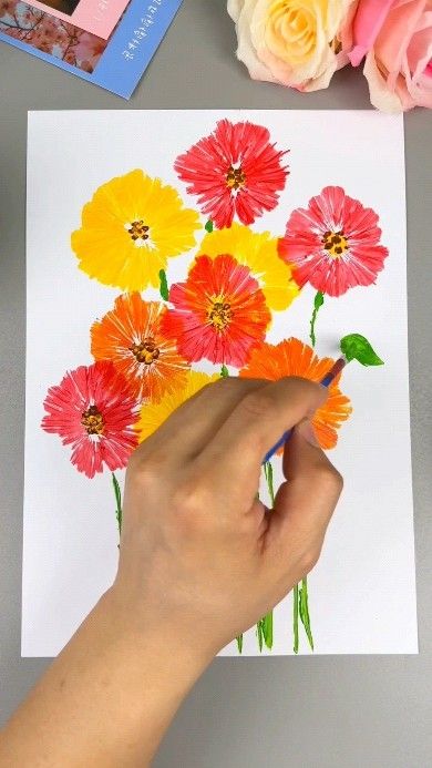 paper crafts creator | Spring is here. Use plastic bags to paint some colors to make beautiful #spring-themed paintings. Try it with your children! #parentchild… | Instagram Fun Painting Activities, Diy Mom, Flower School, Painting Activities, Diy Bows, Art Therapy Activities, Mom Diy, Easter Decorations Diy Easy, Diy Resin Art