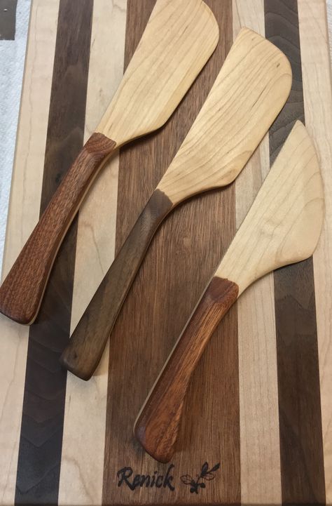 Power Wood Carving, Electric Wood Carving Tools, Wooden Hand Carved Butter Spreaders, Butter Knife Wood, Wood Carving Projects, Cheese Board Knife Set, Swedish Wooden Butter Knife, Wooden Cheese Knife, Carving Knife Set