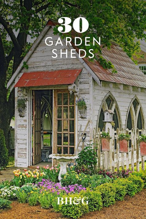 Vintage Sheds Ideas, Diy Garden House Buildings, Shed For Backyard, Gardening She Shed, Gardens Around Sheds, Rustic Garden Shed Ideas, Green House Landscape, Out Buildings Sheds, Sheds With Porches Ideas