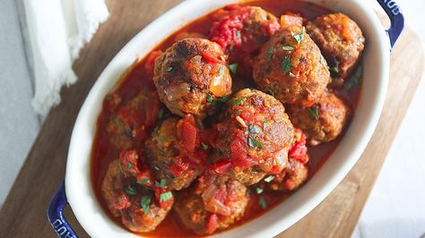 Anne Burrell's Meatball Recipe Anne Burelle Meatball, Excellent Meatballs Anne Burrell, Anne Burrell Meatballs Recipe, Ann Burrell Meatballs, Anne Burrell Meatballs, Campervan Cooking, Alfredo Noodles, Tomato Basil Pesto, Chef Anne Burrell