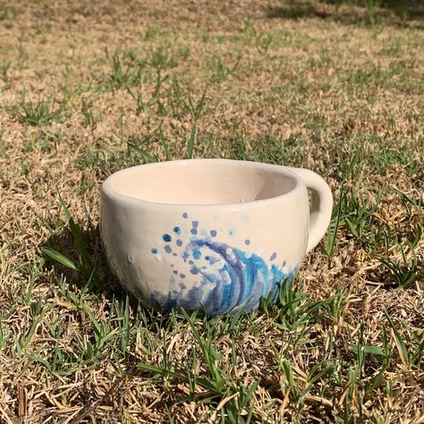 Ocean Mug Ceramics, Pottery Painting Waves, Beach Pottery Painting, Ocean Themed Pottery Painting, Beachy Ceramics, Pottery Painting Beach, Pottery Painting Sea, Pottery Painting Ideas Ocean, Beachy Pottery