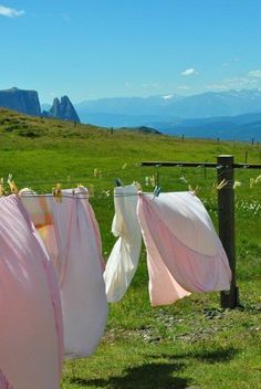 Blowin' In The Wind, Clothes Hanging, Laundry Drying, Country Women, Washing Line, Down On The Farm, Summer Breeze, The Grass, Clothes Line