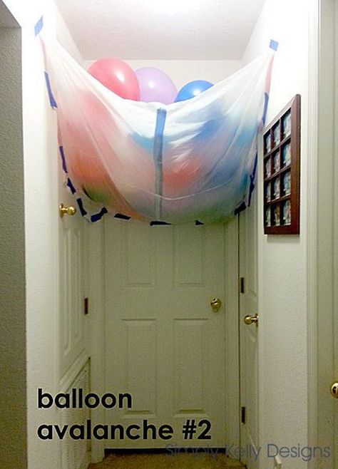 Balloon Avalanche Diy Doors, Balloon Door Surprise Wake Up, Balloon Avalanche, Birthday Surprise For Mom, Birthday Balloon Surprise, Balloon Door, Birthday Surprises For Her, Best Birthday Surprises, Birthday Pancakes