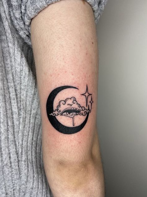 Eyes In Clouds Tattoo, Cloud With Eyes Tattoo, Cloud With Face Tattoo, Moon With Eye Tattoo, Gvf Tattoo Ideas, Eye And Moon Tattoo, Eye Moon Tattoo, Moon Clouds Tattoo, Eye Cloud Tattoo