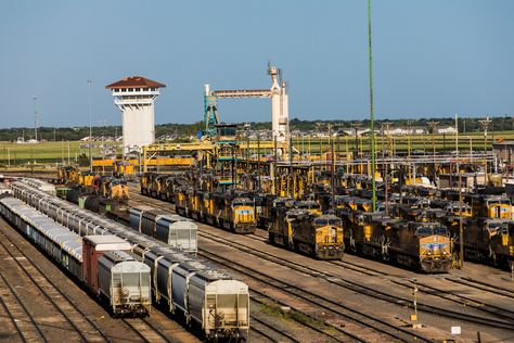 Union Pacific Bailey Yard – Visit North Platte North Platte Nebraska, Travel Nebraska, Western Nebraska, Golden Spike, Beyond The Border, Union Pacific Railroad, Buffalo Bill, Missouri River, Travel Humor