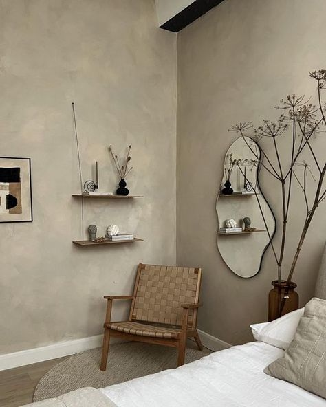 Esthetician Room Decor, Esthetics Room, Spa Room Decor, Esthetician Room, Loft Interior, Spa Room, Waiting Area, Paint Colour, Home Design Living Room