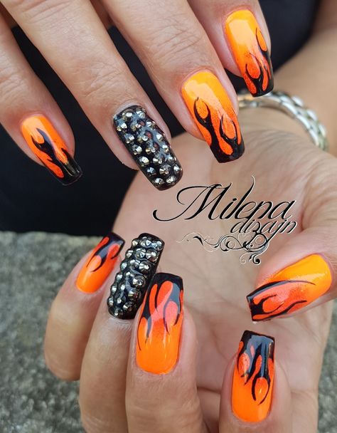 Harley Davidson Nails Designs Art Ideas, Harley Nails Designs Art Ideas, Halloween Nails 2023 Coffin, Biker Nails Designs Harley Davidson, Sturgis Nail Design, Motorcycle Nail Art, Harley Nails Designs, Harley Davidson Nails Ideas, Bike Week Nails