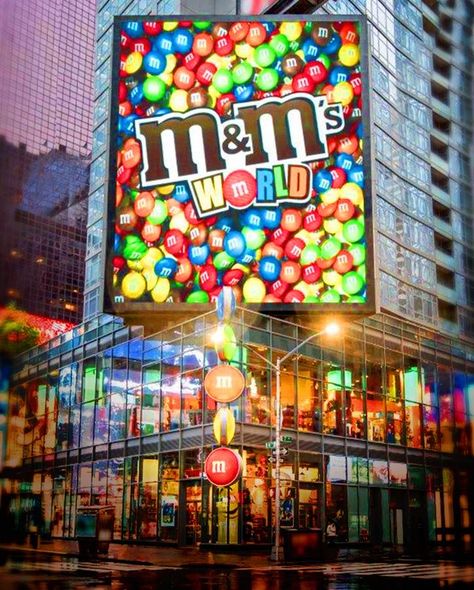 M&m Store Las Vegas, M&m World Nyc, M&m Store New York, New York Stores, New York Shopping, New York City Aesthetic, Nevada Usa, New York City Travel, Rockefeller Center