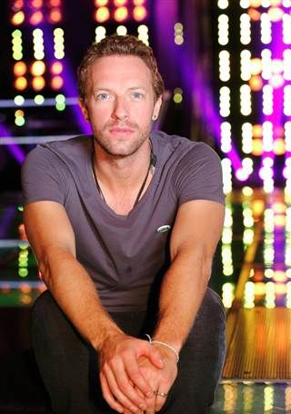 Coldplay's Chris Martin joins 'The Voice' in new twist Cris Martin, Coldplay Singer, Coldplay Chris, Phil Harvey, Chris Martin Coldplay, Jonny Buckland, Best Beard Styles, Chris Martin, Chainsmokers