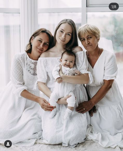 Great Grandmother Photoshoot, Grandma Mommy And Me Photo, Mom Grandma And Baby Photoshoot, Women Generation Pictures, Four Generations Photo Ideas, Generation Pictures Women, Mother Daughter Grandmother Photography, White Shirt Family Pictures, 4 Generations Photo Ideas Mothers