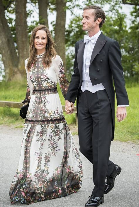 Pippa Middleton Dress, Pippas Wedding, Pippa Middleton Wedding, Pippa Middleton Style, Pippa And James, James Matthews, Prins William, Kate And Pippa, Middleton Family