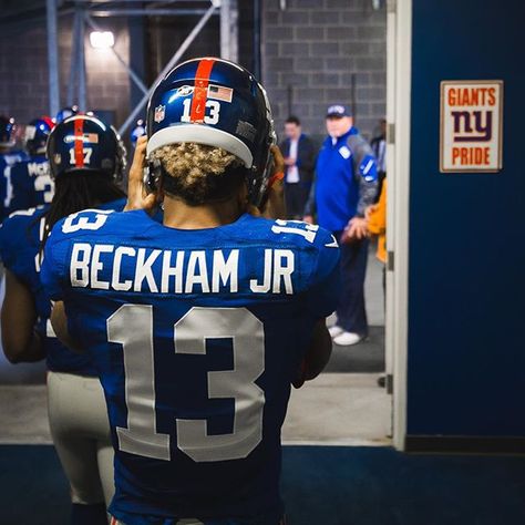 @iam_objxiii @nygiants #giantspride Odell Beckham Jr Catch, Beckham Wallpaper, Odell Beckham Jr Haircut, Odel Beckham, Odell Beckham Jr Wallpapers, Football Swag, Nfl Football Pictures, Nfl Football Art, New York Football