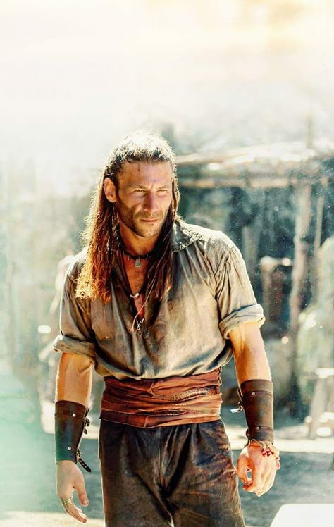 Medieval Cosplay Male, Zach Mcgowan, Aesthetic Male Outfits, Charles Vane, Renn Faire, Fair Outfit, Pirate Cosplay, Steampunk Pirate, Pirates Life