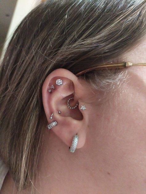 piercings tripleflat snug daith tragus earrings Daith And Snug Piercing Together, Anti Helix Piercing Snug, Snug Piercing Jewelry, Snug Piercing Ideas, Romantic Classic Essence, Mid Helix Piercing, Anti Helix Piercing, Piercing Snug, Next Piercing