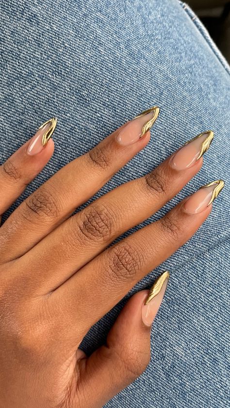 Almond Acrylic Nails Designs Neutral, Bias Nail Designs, Nails Design Graduation, Good Tip Nails, Almond Wedding Guest Nails, Nails Inspo For Black Women, Color Nails 2024, Ombré Tip Nails, Hollywood Nails Designs