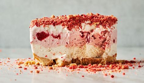 Best Strawberry Shortcake Ice Cream Cake Recipe Strawberry Crunch Poke Cake, Strawberry Shortcake Ice Cream Cake, Strawberry Shortcake Ice Cream, Homemade Ice Cream Cake, Cream Cake Recipe, Strawberry Crunch, Ice Cream Cake Recipe, Ice Cream Dessert, Icebox Cake