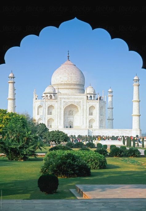 Places To Travel In India, Unique Places To Travel, Beaches Aesthetic, Agra Taj Mahal, Delhi Tourism, Mughal Emperor, Shah Jahan, Travel Destinations In India, India Travel Places