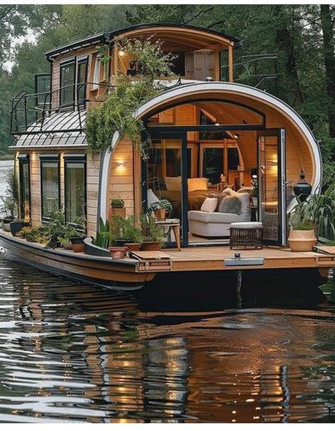 Tiny Home Boat House, Tiny Boat House, Lake Tiny House, Boat House Ideas Lakes, Small Boat House, House Boat Living, Modern Boathouse, Floating Cabin, Small Houseboats