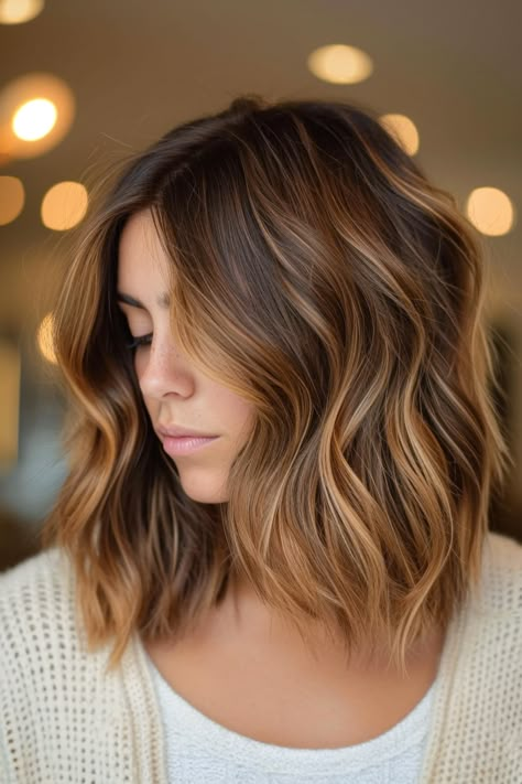 Long Bob Ombre Brunette, All Over Hair Color Ideas For Brunettes, Balayage Bob Brunette Caramel, Short Warm Brown Hair, California Highlights Hair, Sunkissed Hair Brunette Short, Sunkissed Highlights Brown Hair, Summer 2024 Hair, Warm Autumn Hair Color