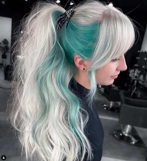 Turquoise Blonde Hair, Light Turquoise Hair, Blue Peekaboo Hair Blonde, Remove Color From Hair, Blonde With Peekaboo Color, Spring Hair Color Ideas For Blondes, Blonde Green Hair, Green And Blonde Hair, Blonde And Green Hair