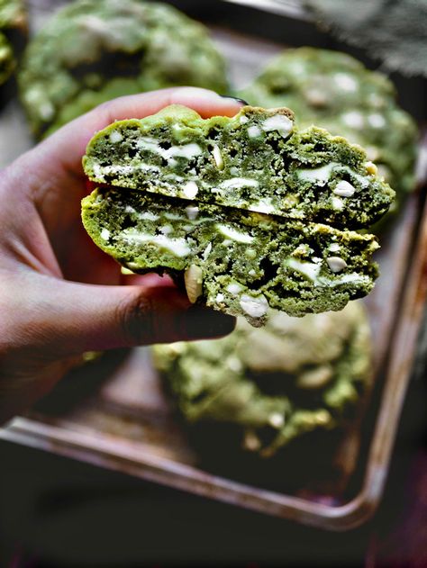 Matcha, Cashew & White Chocolate NYC Cookies Donut Bar Recipe, Best Chunky Cookie Recipes, White Chocolate Matcha Cookies, Nyc Cookie Recipe, Chunky Cookies Recipes, Matcha White Chocolate Cookies, Chunky Cookie Recipe, Crunchy Cookies Recipe, Matcha Cookies Recipe