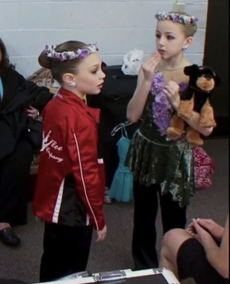 Duet Dance, Pyramid Song, Dance Moms Group Dances, Dance Moms Memes, Dance Moms Moments, Dance Moms Cast, Dance Moms Pictures, Dance Moms Funny, Dance Mums