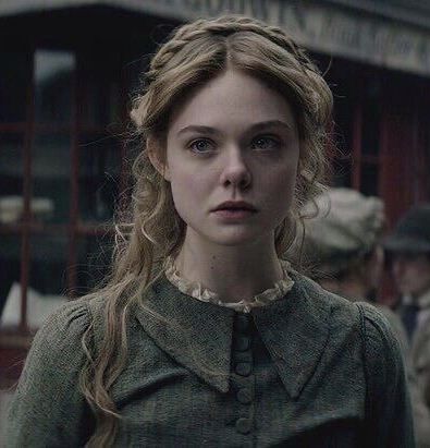 Pandora Lovegood, Ellie Fanning, Spirit Fanfic, Harry Potter Face, Dark Look, Mary Shelley, Jokes Pics, Marauders Era, Elle Fanning