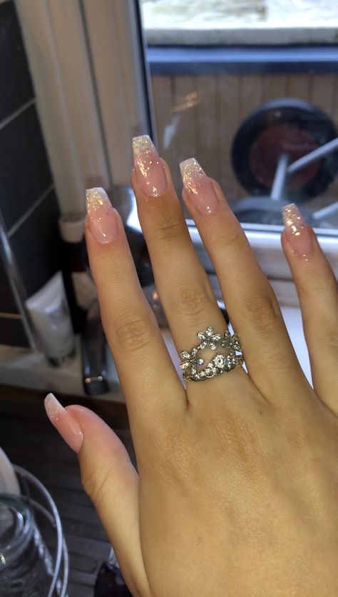 Sparkly French Tip Nails, White Sparkle Nails, Pink Sparkle Nails, Sparkly Nail Designs, Blue Prom Nails, Grad Nails, Fall Nails Art, Hoco Nails, Fall Nails 2023