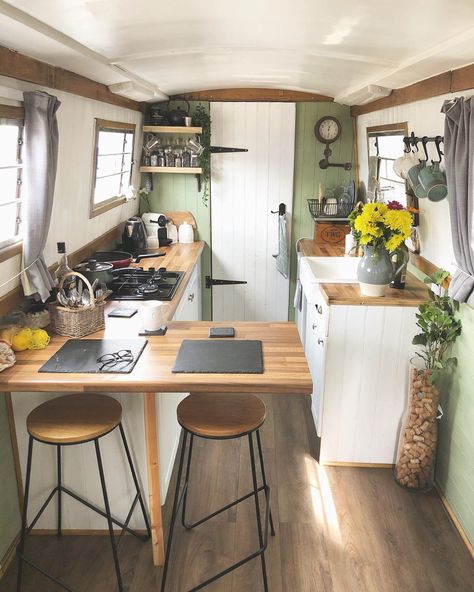 Ｊｏｕｒｎｅｙ’ｓ Ｃｒｅａｔｉｏｎｓ on Instagram: “Relaxing Sunday pending... 💚☕️” Narrowboat Kitchen, Narrow Boats For Sale, Cubic Mini Wood Stove, Canal Boat Interior, Narrowboat Interiors, Cottage Core House, Boat Interior Design, Boat House Interior, Houseboat Living