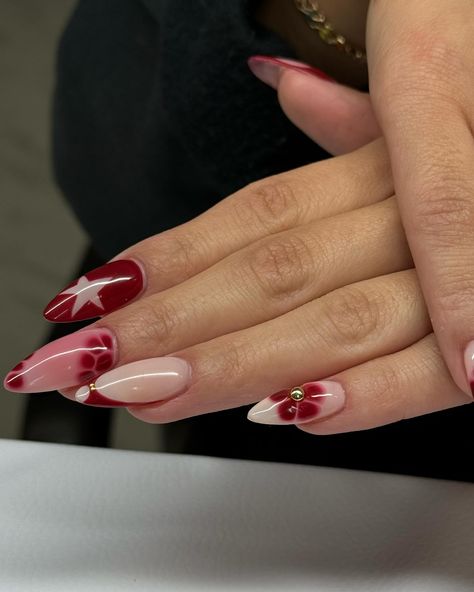 blooming gel is in the air this fall 🍁 @beetlesgelpolish @beetles_community @apresnailofficial #gel #gelnails #gelnail #gelpolish #uñasdegel #nailtech #nail #nailart #nailsnailsnails #naildesign #naildesigns #bloominggel #bloomingflowers #bloominggelflowers #red #rednails #star #starnails #fallnails #trendynails #explore #explorepage Fall Blooming Gel Nail Art, Blooming Gel Nail Ideas, Red Blooming Gel Nails, Blooming Gel, Blooming Gel Designs, Blooming Gel Nails, Neutral Nails Acrylic, Acrylic Nail Shapes, Nail Time