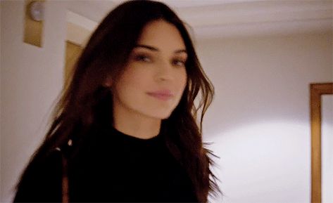 https://6-13-96.tumblr.com/post/622002793125904384 Kendall Jenner Tumblr, Kendall Jenner Pics, Kim Khloe Kourtney, Model Gif, Kylie Jenner Gif, Kendall Jenner Photos, Kendall Style, Kendall And Kylie, Instagram And Snapchat