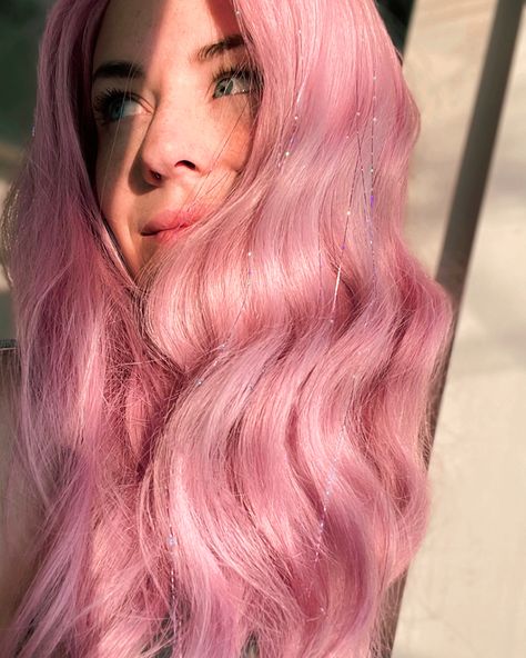 Pink Hair With Tinsel, Pink Tinsel Hair, Pink Hair Tinsel, Hair Tinsels, Glitter Hair Extensions, Pink Hair Extensions, Wow Hair Products, Light Pink Hair, Megurine Luka