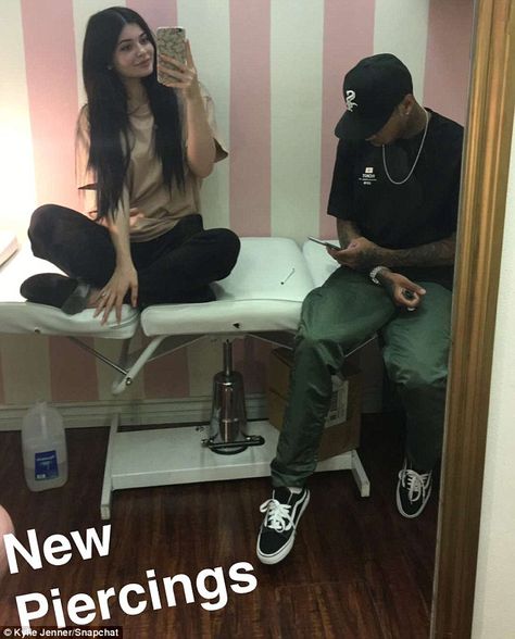 Kylie Jenner Tyga, Kylie Jenner Snapchat, Tyga And Kylie, Kylie Jenner Outfits Casual, Kylie Jenner Piercings, Kylie Jenner Style 2014, Kylie Jenner Fotos, Kylie Travis, Kylie Jenner Selfies