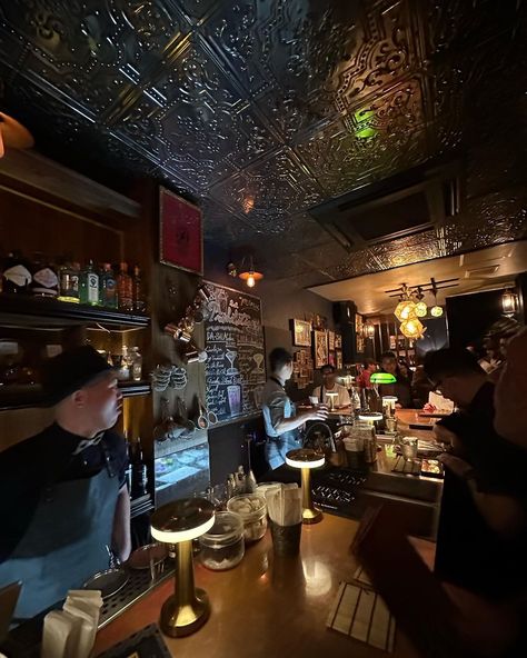 Check out Bees Knees, a cool speakeasy in Kyoto, Japan! One of Asia’s 50 best bars! #50bestbars #50bestbarsintheworld #50bestbarsasia… | Instagram Asian Bar, Jazz Bar, Best Bars, Kyoto Japan, Bees Knees, Cool Bars, Kyoto, Vodka, Rum