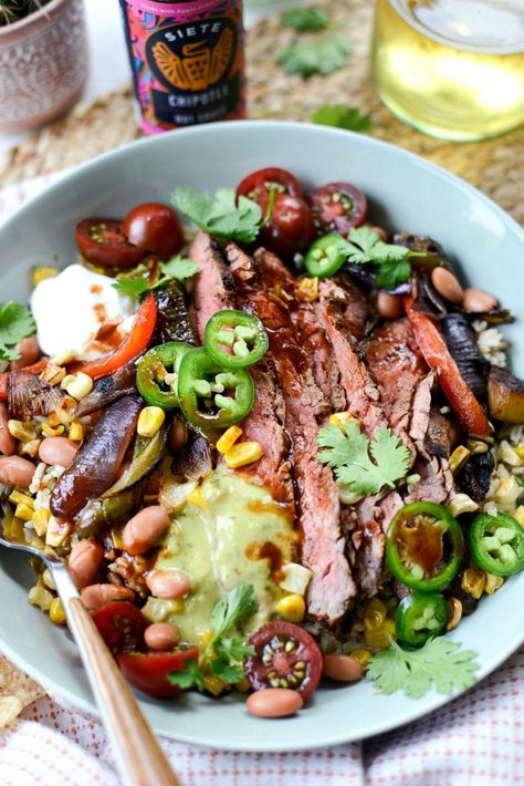 Grilled Chipotle Steak Fajita Rice Bowl l SimplyScratch.com #chipotle #grilledsteak #grilled #steak #fajita #rice #bowl #dinner #easy #recipe Chipotle Steak Bowl, Steak Bowl Recipe, Fajita Rice Bowl, Steak Rice Bowl, Fajita Rice, Chipotle Steak, Chipotle Rice, Steak Bowl, Steak Rice