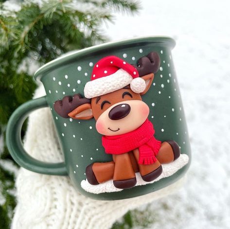 Xmas Pictures, Polymer Clay Flower Jewelry, Clay Cup, Christmas Clay, Christmas Sweets, Clay Mugs, Unique Holiday Gifts, Clay Ornaments, Clay Art Projects