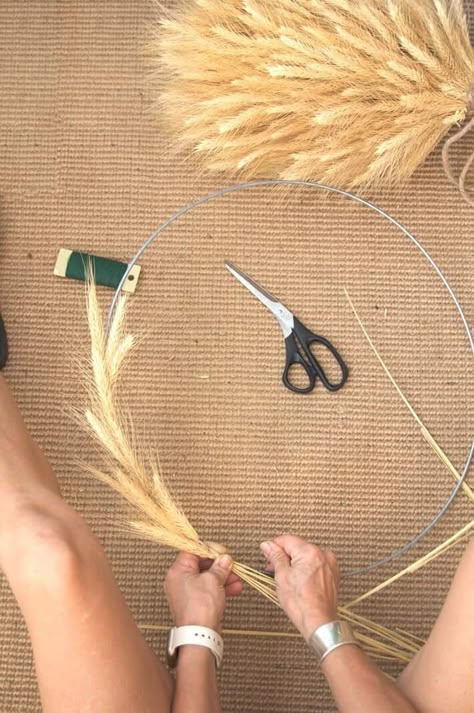 Mabon Wreath Diy, Wheat Crafts Ideas, Wheat Wreath Diy, Wheat Art, Wheat Decorations, Zine Inspiration, Wheat Wedding, Wheat Wreath, Zine Ideas