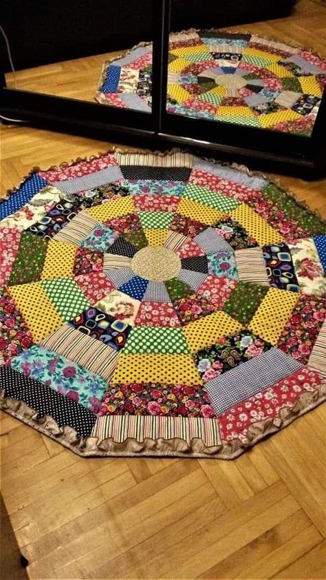 Quilt Square Patterns, Cabinets Diy, Scrap Quilt Patterns, Diy Garden Furniture, Patchwork Quilt Patterns, Diy Cardboard Furniture, Quilted Table Runners, Repurposed Furniture Diy, Diy Storage Furniture