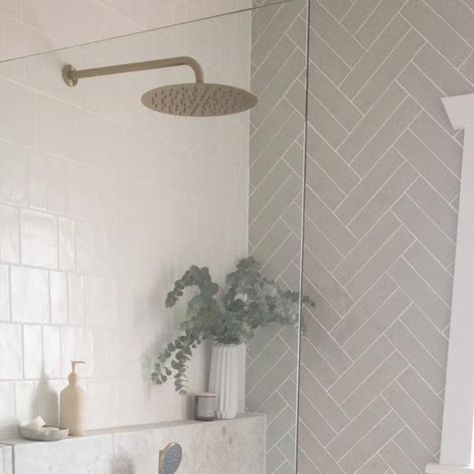 White Herringbone Bathroom, Herringbone Bathroom Wall, Sage Green Tile, Square Tile Bathroom, Herringbone Bathroom, White Square Tiles, Double Herringbone, Beach House Bathroom, Bathtub Tile