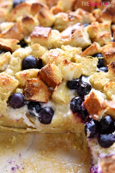 Overnight Baked French Toast, Blueberry French Toast Bake, Overnight French Toast Casserole, Cheesecake French Toast, Lemon Breakfast, Cream Cheese Breakfast, Blueberry French Toast Casserole, Stuffed French Toast Cream Cheese, Baked French Toast