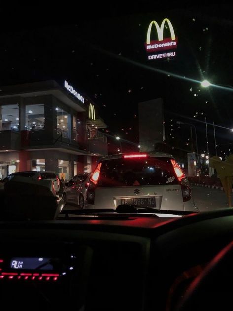 Mcdonalds Drive Thru Aesthetic, Lugaw Food, Mcdonalds Aesthetic Food, Mcdonald's Aesthetic, Kpop Fashion Men, Spiderman Coloring, Night Drives, Boyfriend Video, Late Night Drives