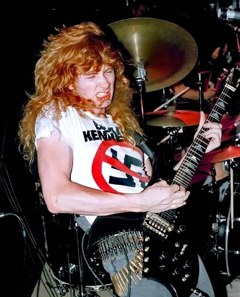 Dave Mustaine, Heavy Metal Music, Mötley Crüe, Thrash Metal, Metal Music, Fan Club, Music Stuff, Guitarist, Hard Rock